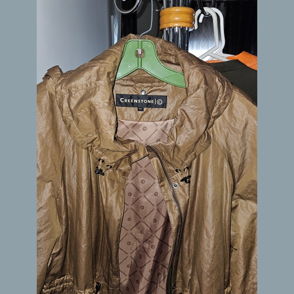 Creenstone Long Tan Raincoat Women’s Size 44 (US 14-16) – Like New - Picture 4 of 5